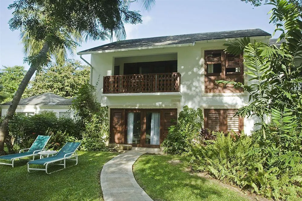 Resort Settlers Beach Hotel Saint James