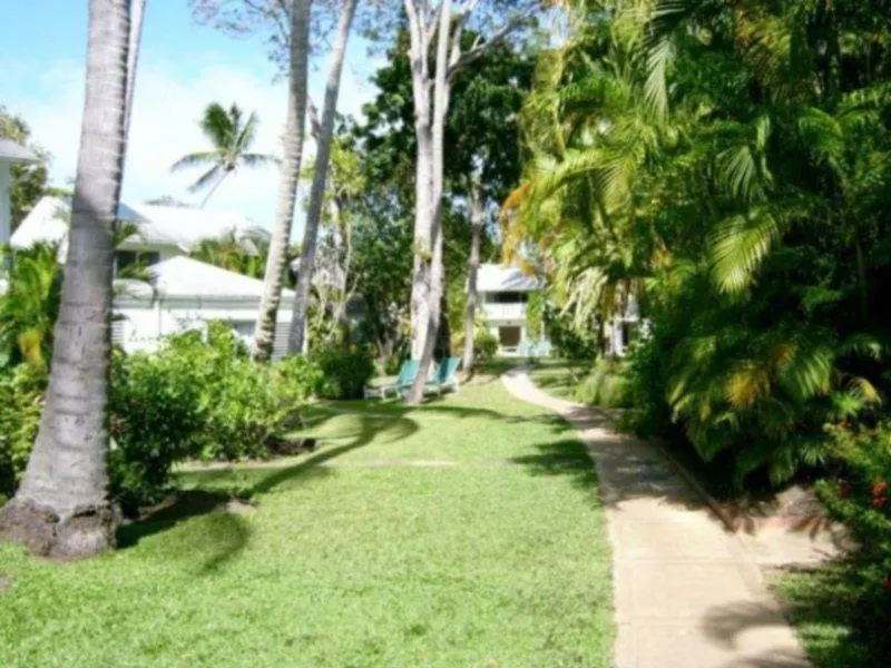 Resort Settlers Beach Hotel Saint James